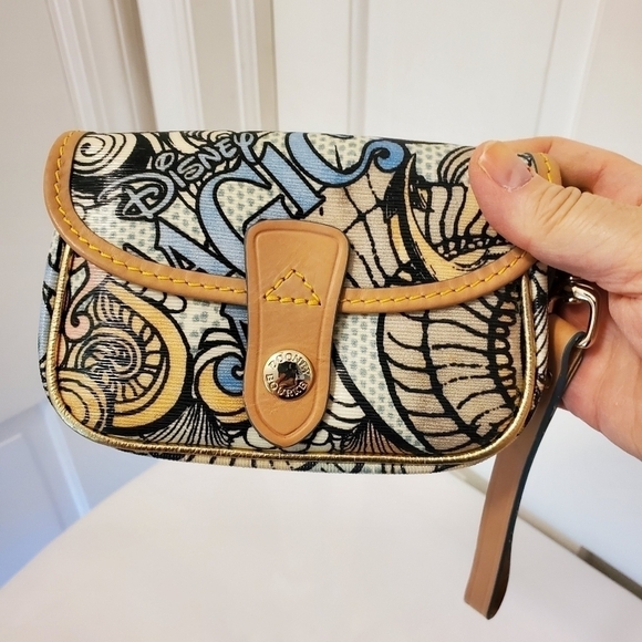 Disney Dooney & Bourke Wristlet - Picture 4 of 10